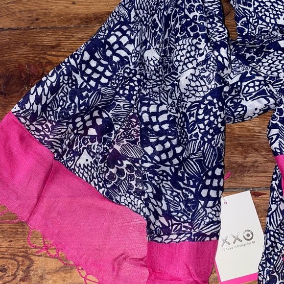 NWT Lilly Pulitzer for Target Upstream Fish Scarf - Picture 4 of 8